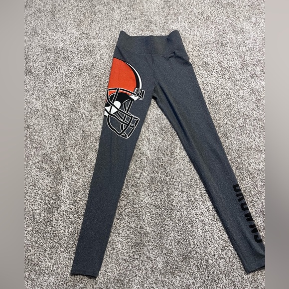 Cleveland Browns Leggings Womens Small NFL Football Gray Athletic Leggings - Picture 2 of 10